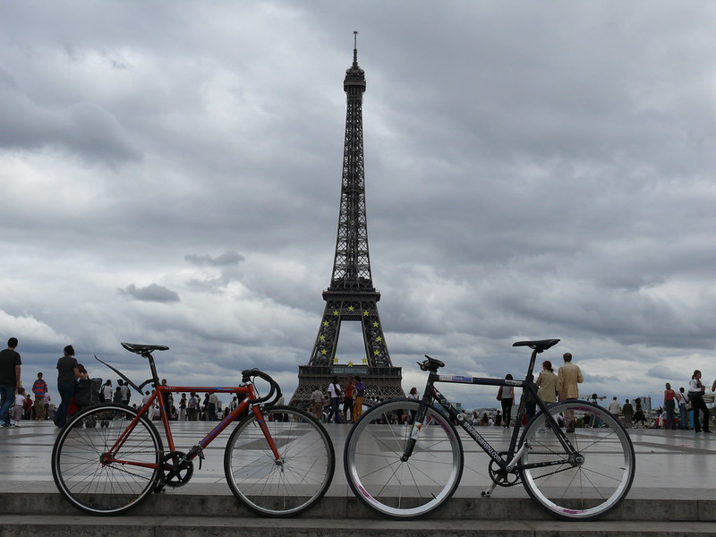 Paris's Public Bike Sharing Schemes: Win or Fail for the Environment? –  Digital for Good | RESET.ORG